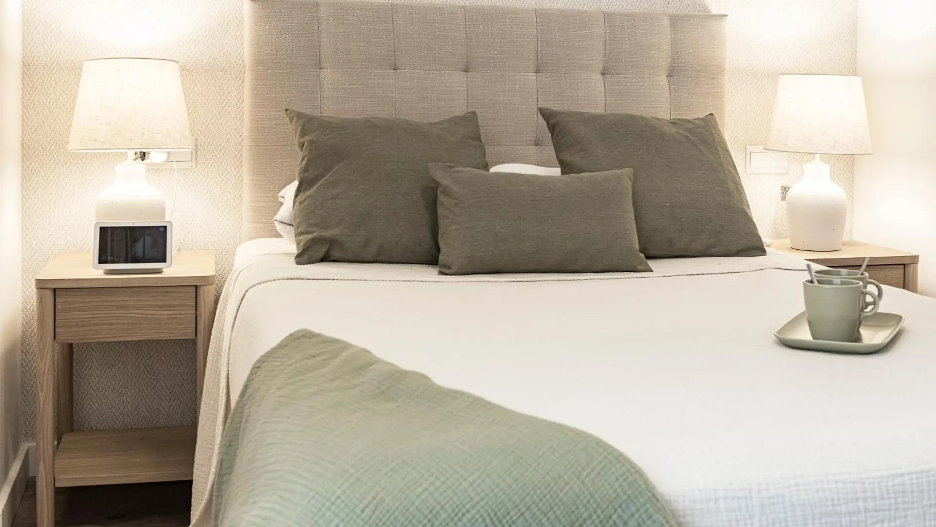 Carreteria Freshapartments By Bossh! Apartments Malaga Spain